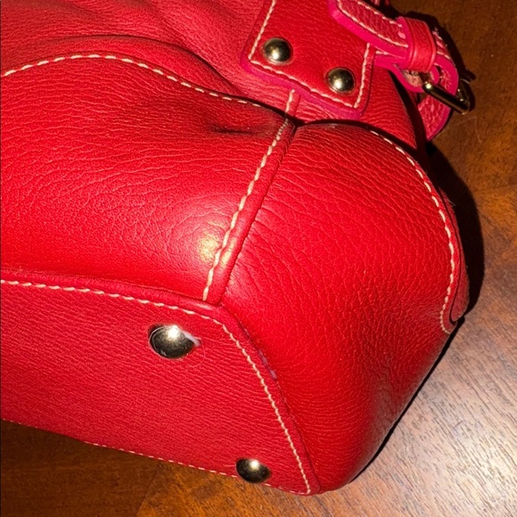 Dooney & Bourke  satchel holiday red gold tone  front clasp closure  like new - Picture 10 of 17